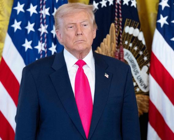 特朗普在台湾问题上没有闪躲，这次直接回应了！

特朗普表示，美国和中国都是伟大的