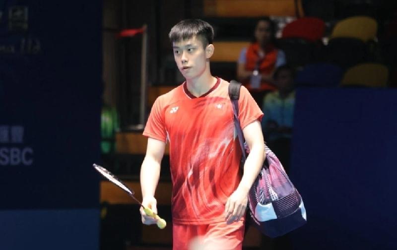 世界排名第42位的中国香港羽毛球男单代表吴英伦（Jason），周四在印尼大师赛未