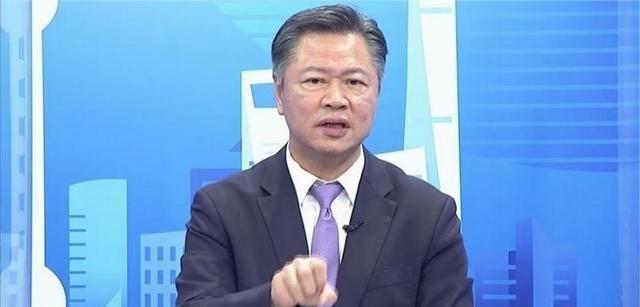 台湾学者名嘴赖岳谦一针见血：“以中国大陆这么大的一个量体的国家，到今天为止没有完