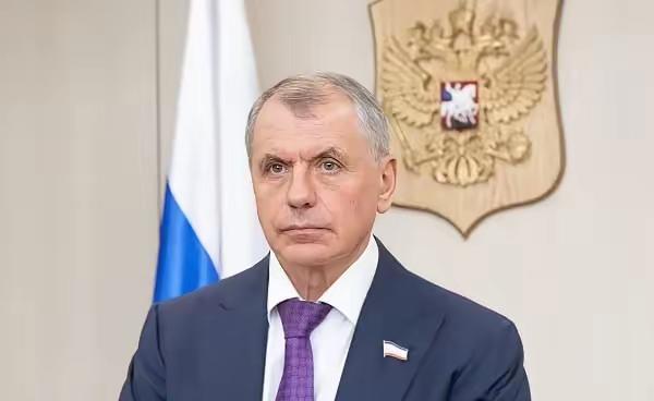 克里米亚提议乌克兰各州就“自决”举行公投

​​12月13日，克里米亚议会议长弗