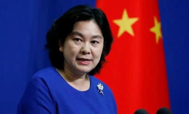 华春莹当面送行，巴铁总理离京前，留下这样一句话，王毅告示美国

华春莹专程前往机