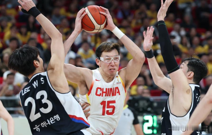 国际篮联重大官宣！中国男篮再收一好两坏消息，必须立刻征召5人

国际篮联正式公布