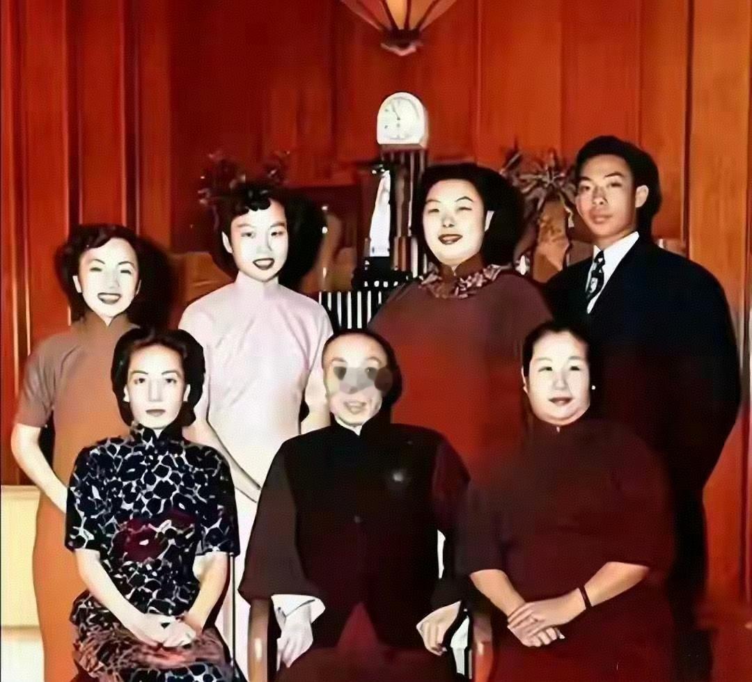 近代上海大亨杜月笙和他的姨太太们