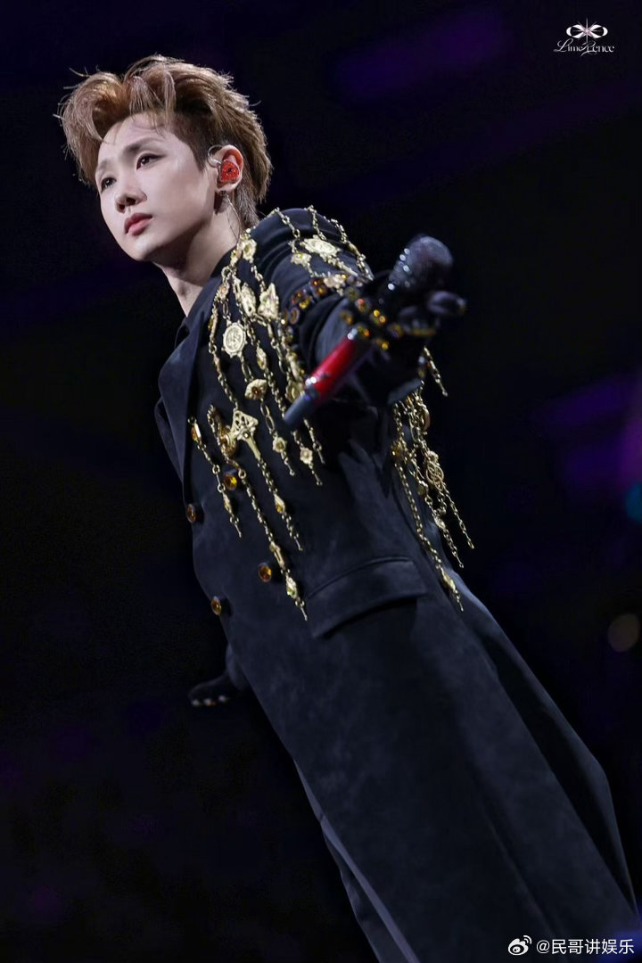 汪苏泷给我竖了个大拇哥被汪苏泷竖大拇指的瞬间，直接成为全场最幸福的人！温柔互动超