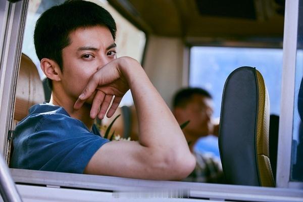 王鹤棣的故事感一下就上来了 ​​​