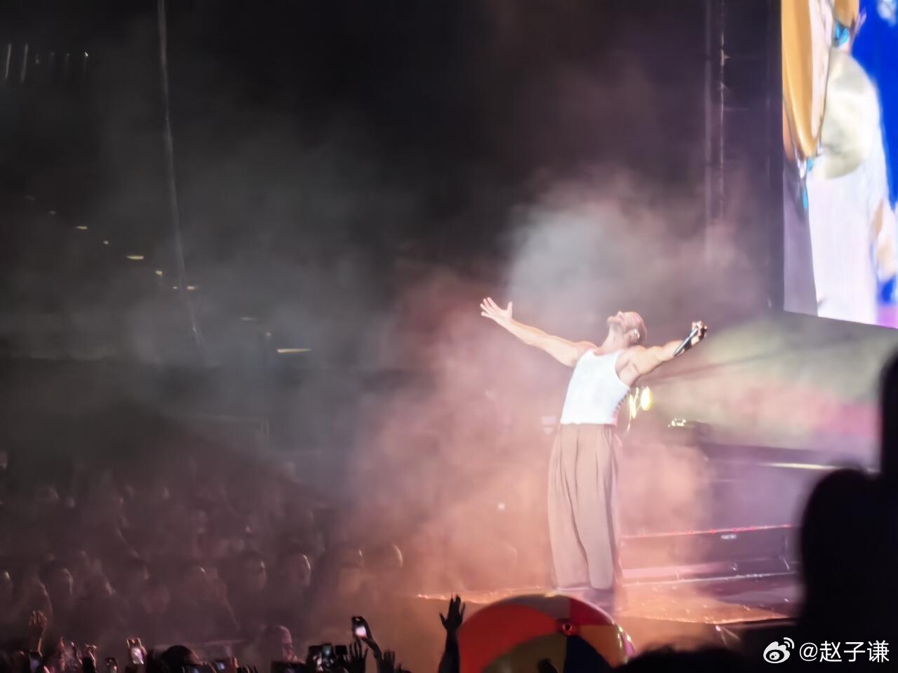 梦龙乐队巡演再唱Shots终于听到现场了，我太激动了。 ​​​