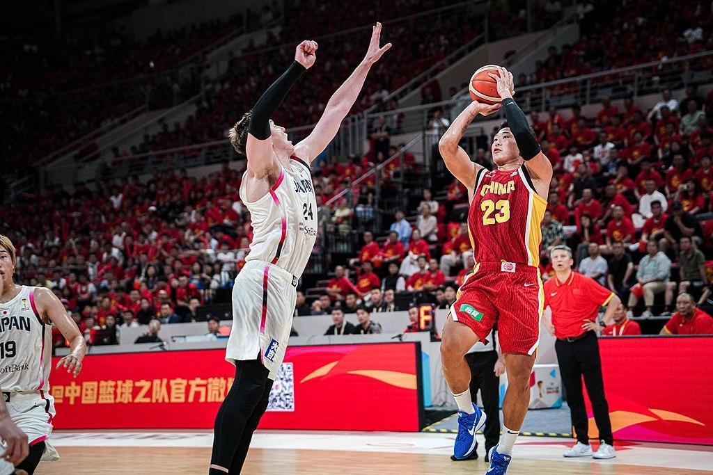 中国男篮惨败日本！世界杯难了！如果这次男篮无缘世界杯，郭士强会不会下课？今天主场