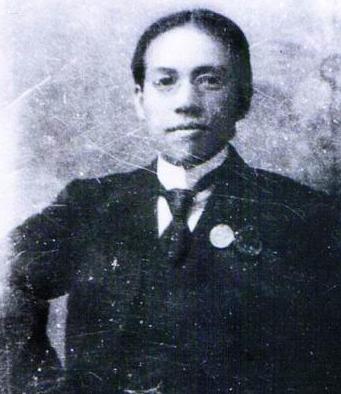 [微风]1903年，30岁梁启超和17岁王桂荃行房，两人大汗淋漓，次日梁启超却说