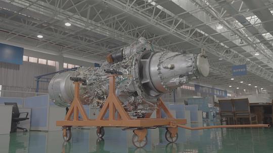 涡桨 - 6基础型：从“拆机测绘”迈向国产中运“铁心脏”
在中国航空发动机的发展
