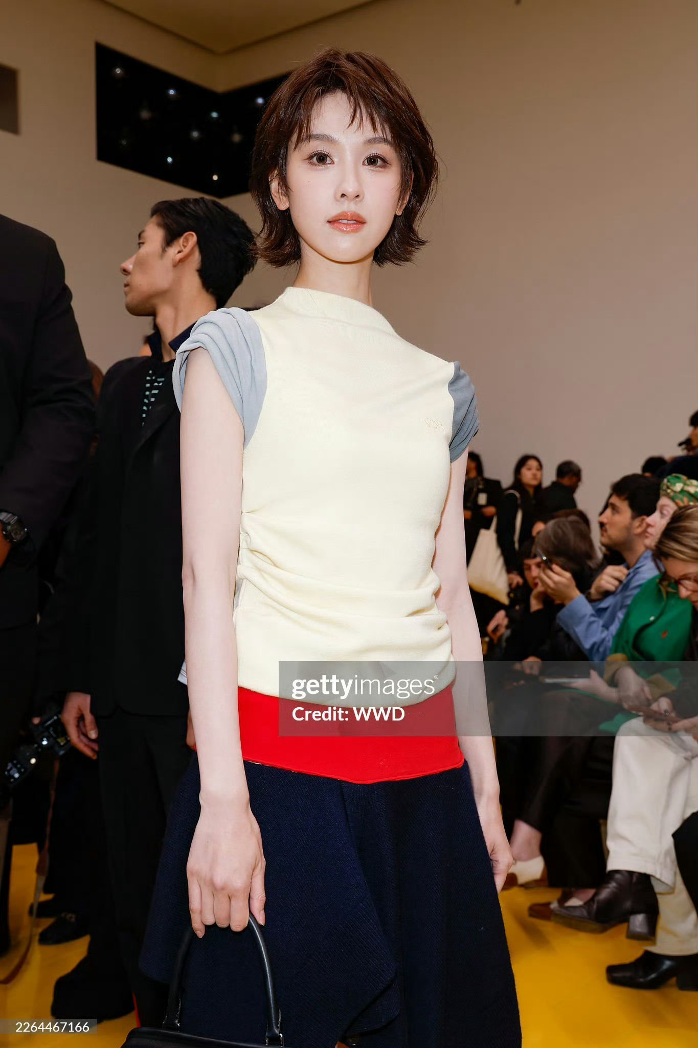 陈都灵  x  LOEWE 2026秋冬大秀来自G社生图镜头下的嘟嘟，太美了！很