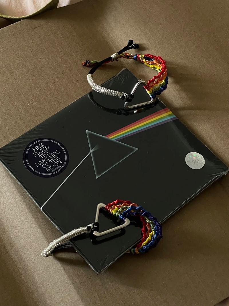 4月20日晚，月之暗面宣布发布并开源最新的Kimi K2.6模型。官方表示，这是