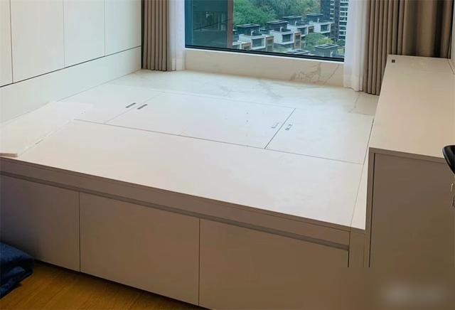 装了三年榻榻米，我现在悔得天天拍大腿！最近看好多人说榻榻米的坑，我家简直全中——