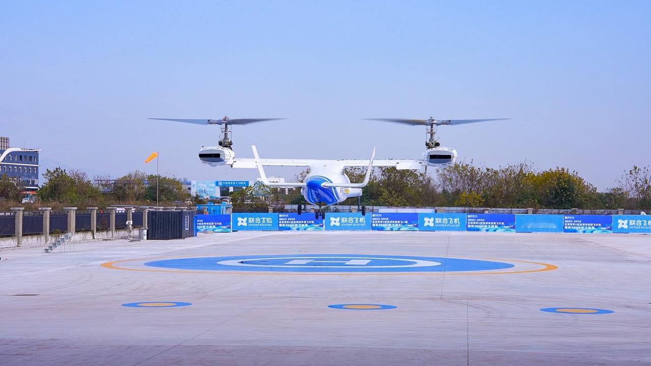 全球首款6吨级倾转旋翼无人机——镧影R6000机成功完成首飞