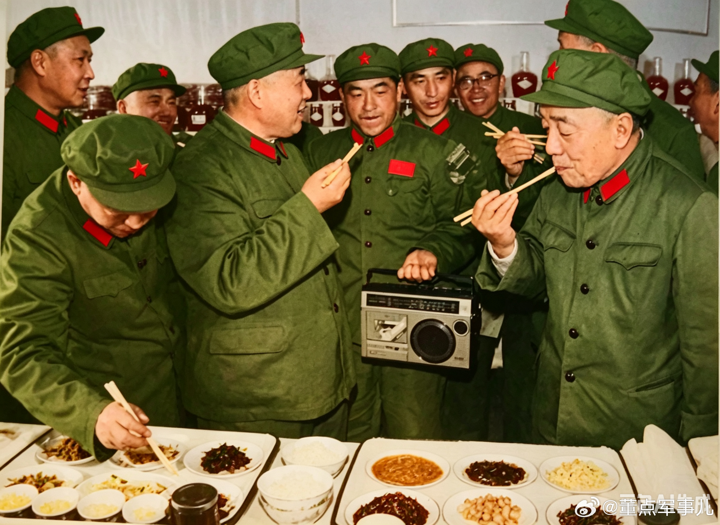 1980年代初，部队为了解决经费不足的问题，曾经要求大搞生产经营。为了让战士们吃