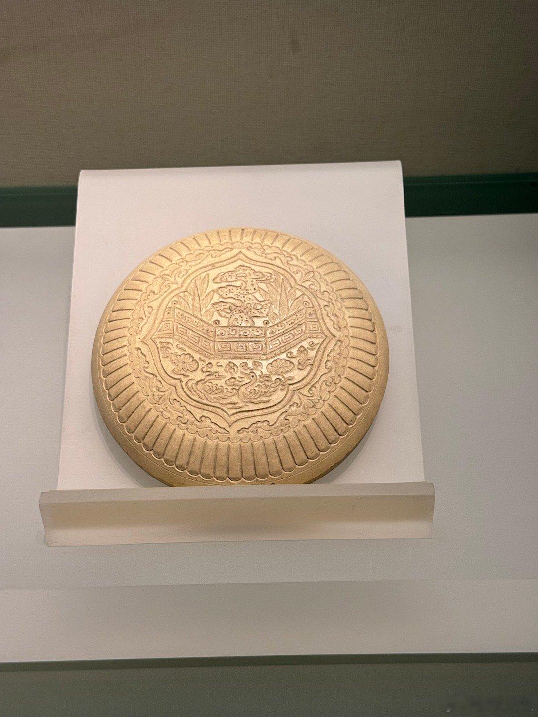 文物 没想到吧，古代也有流水线产品，比如这组瓷碗花纹的印模历史知识城脉长歌  ​
