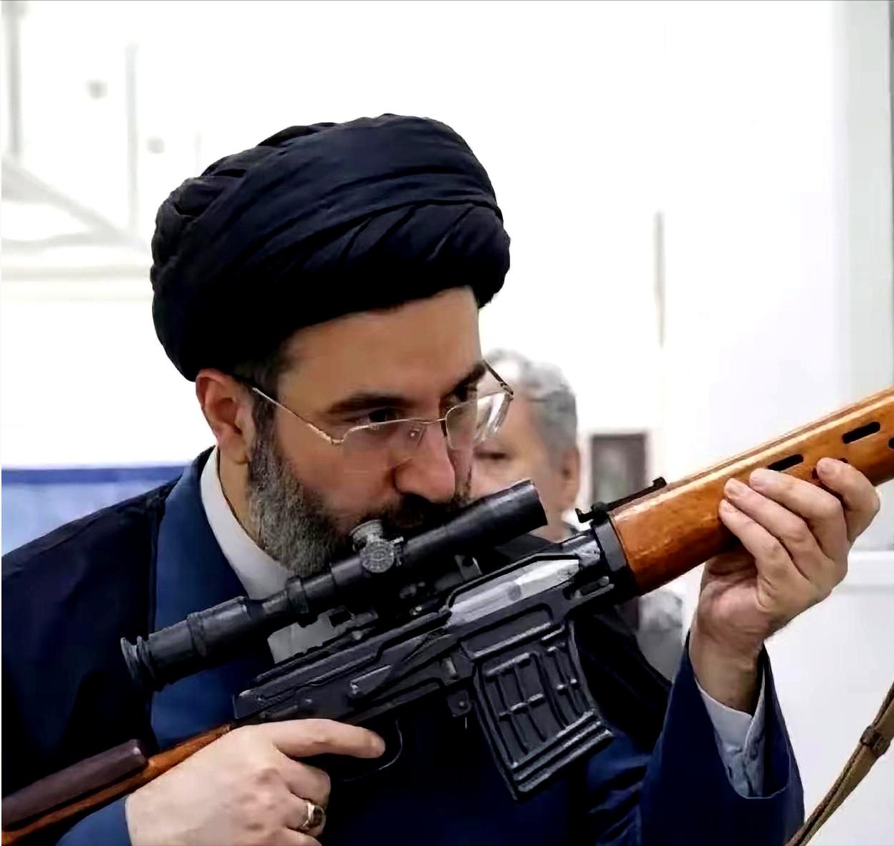 穆杰塔巴没吹牛，伊朗为给中国供油拼了！

近期中东局势迎来转折，伊朗最高领袖穆杰