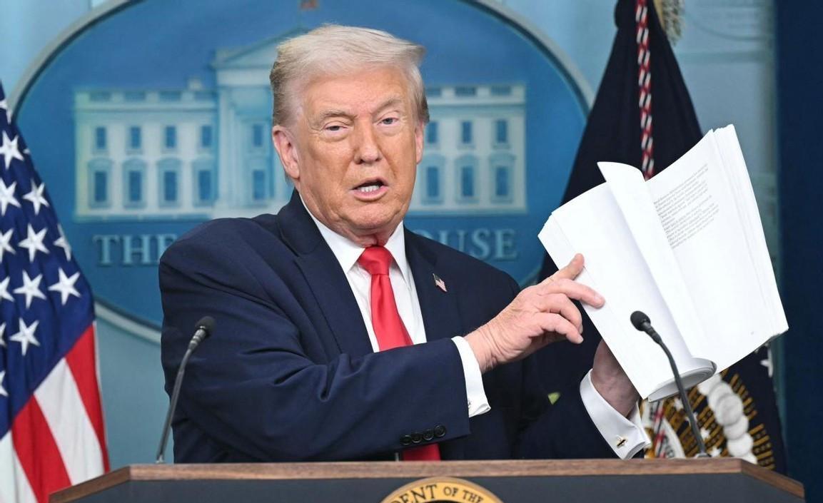 特朗普的“和平委员会”签字成立了，之前他共向60多个国家和国际组织发出了邀请，请