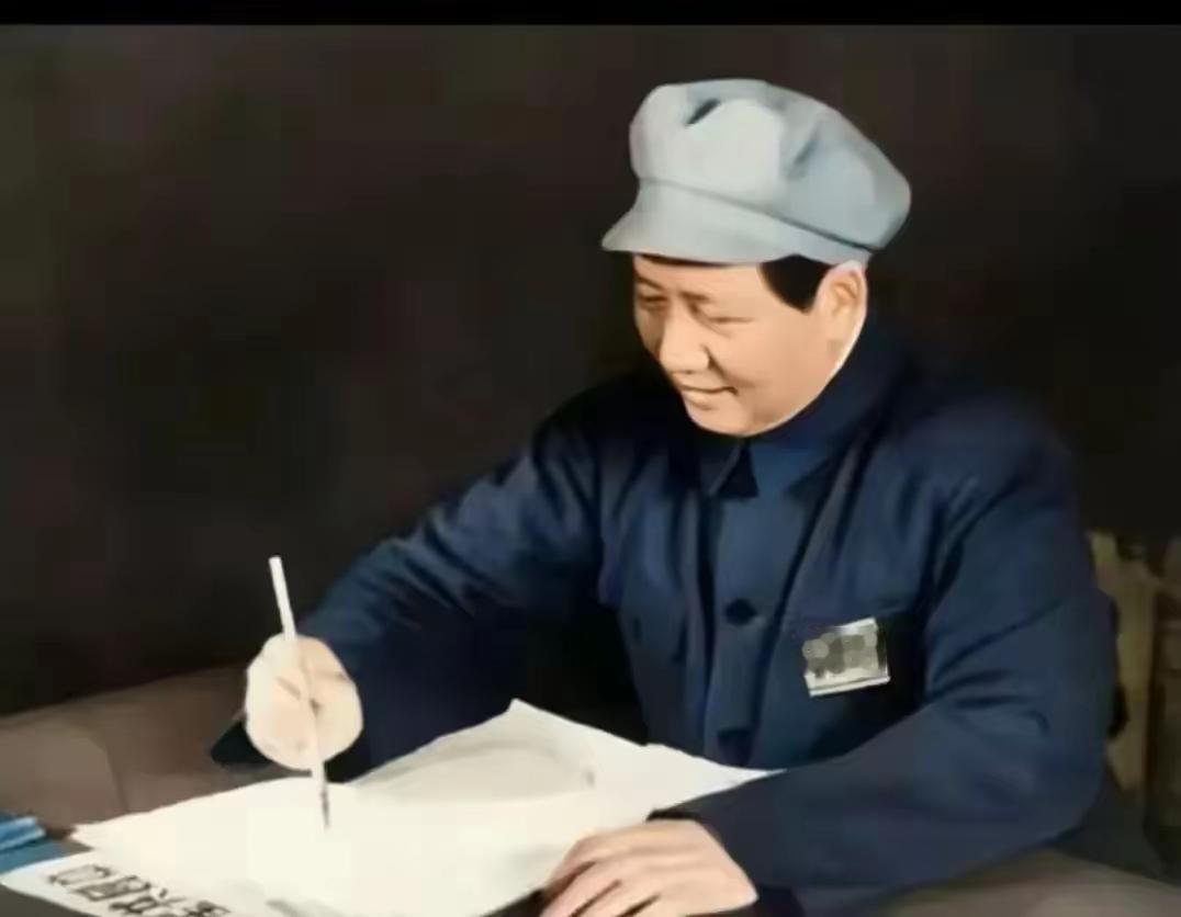 王震将军晚年最骄傲的，不是打了多少胜仗，而是1947年那个晚上，他“逼”着毛主席