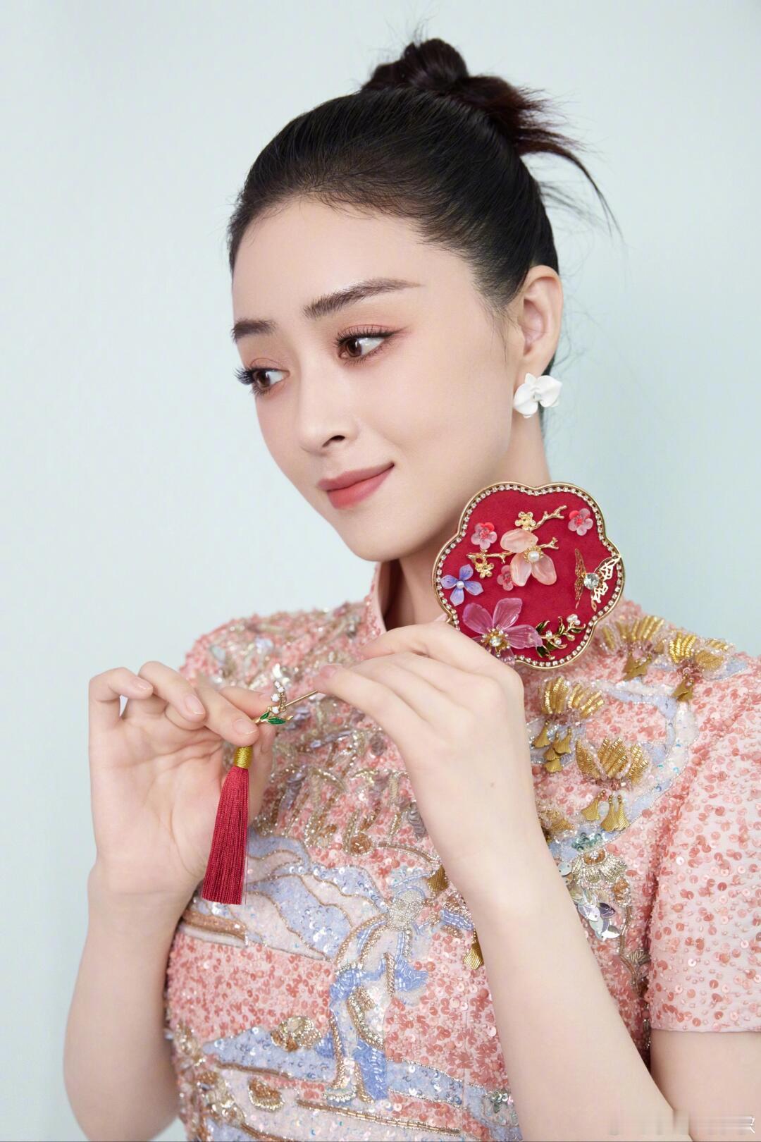 蒋欣自曝保持身材的秘诀 新年快乐 