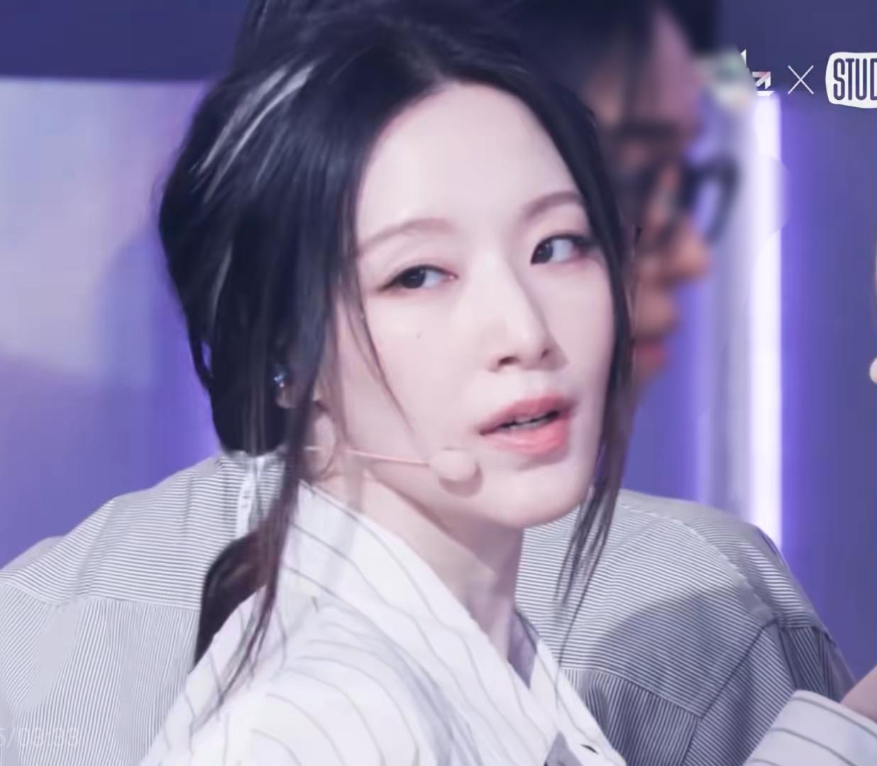 【叶舒华】美得吓人。。一尊会动的汉白玉雕塑叶舒华金发齐刘海idle回归预告