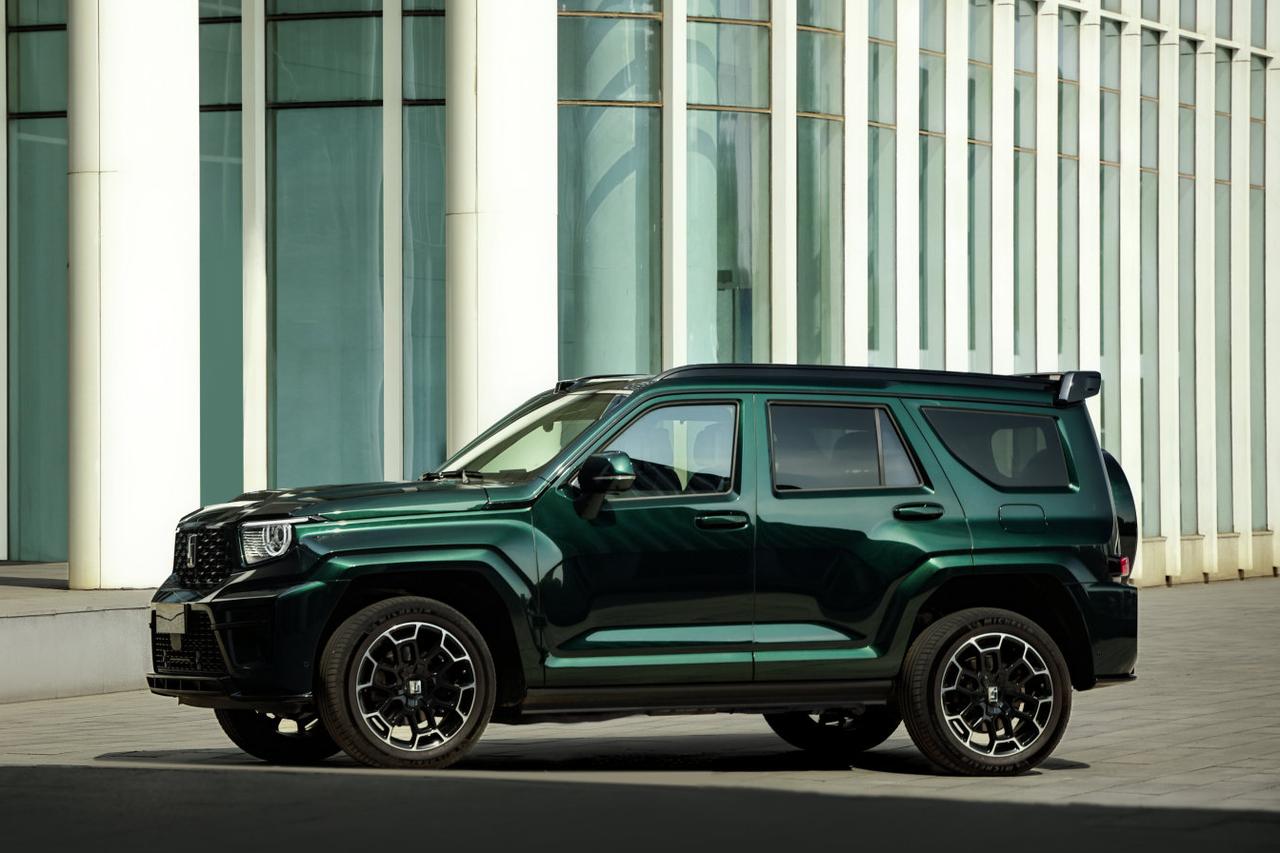 预售价43.80万起，坦克700的定价自信从何而来？
 
3月30日，全新坦克7