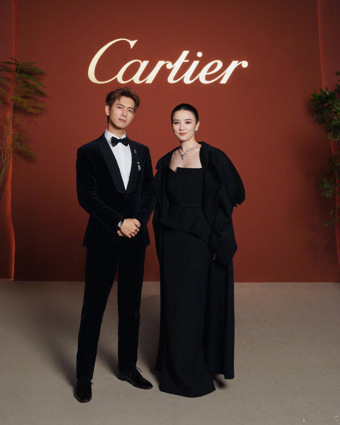 宋佳与李现、张婧仪合照，颜值盛宴✨ ​​​