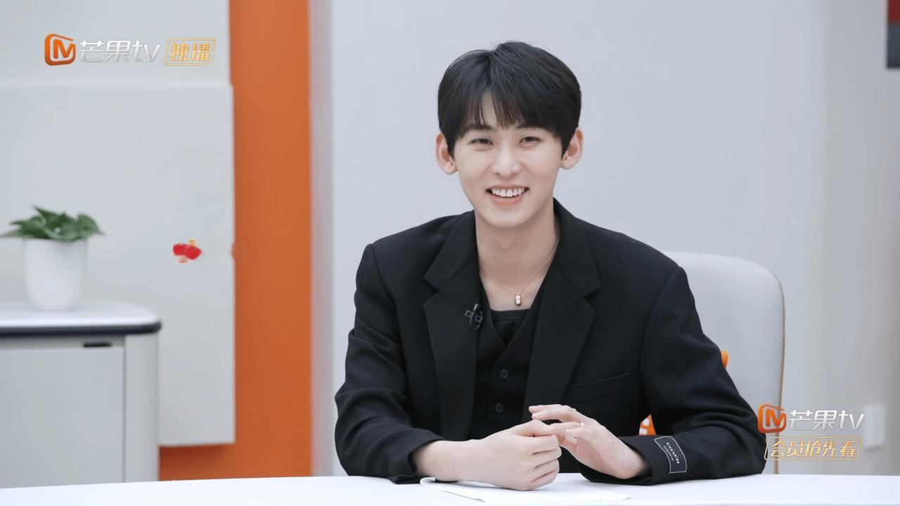 钟丽缇透露朋友借钱不还初入职场金融季 钟丽缇分享借钱经历：朋友不还款让她深受教训