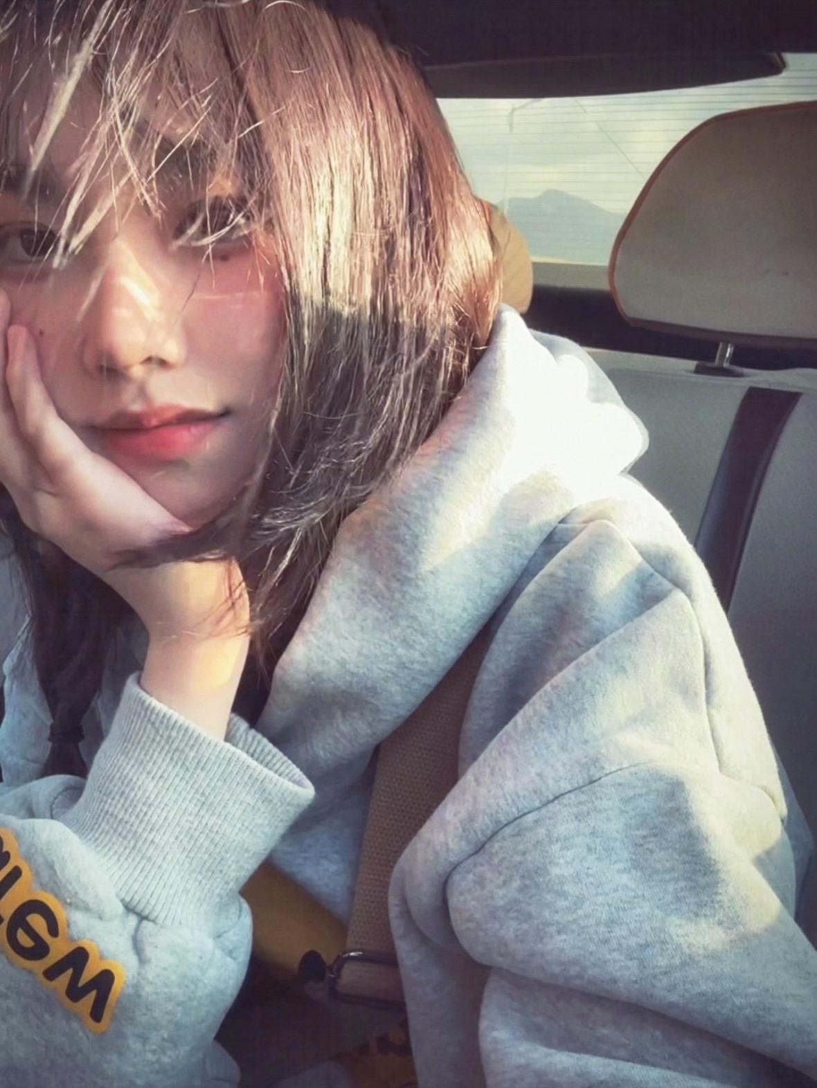 想要的一直都很简单 是一个想吃很久的蛋糕是深夜的一段文字 是突然的一通...