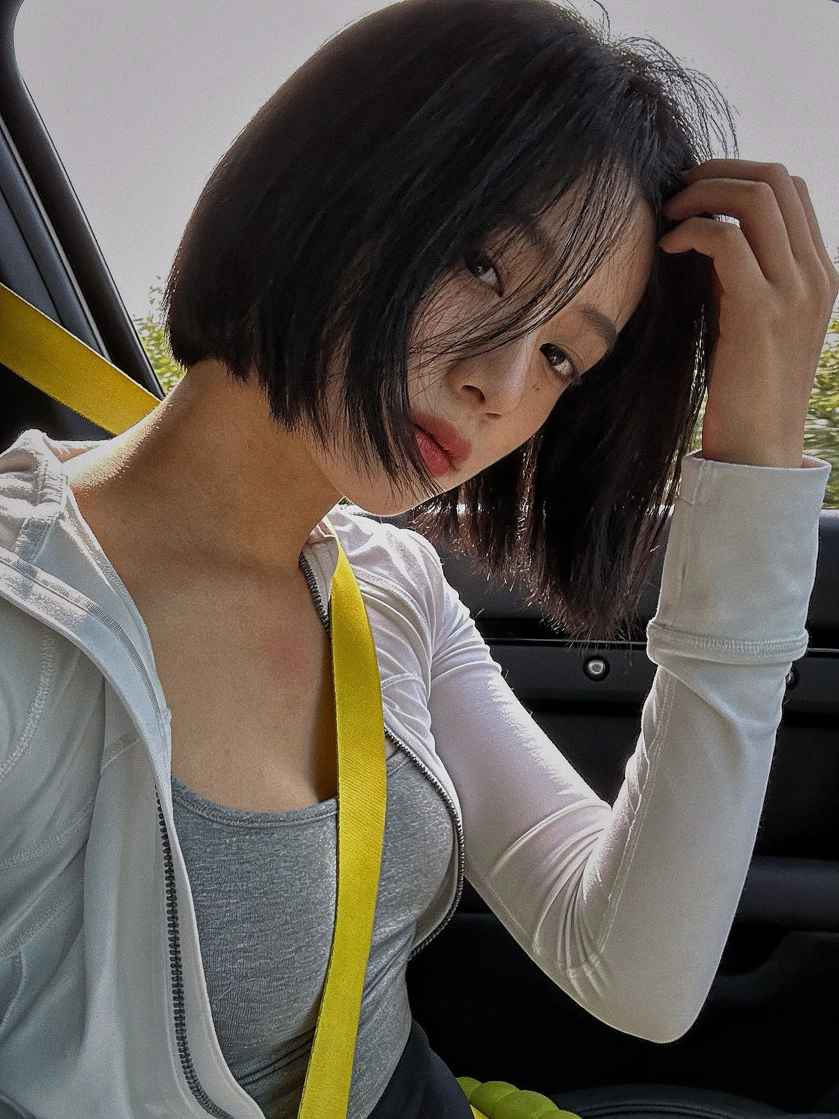 能够在你生命里，留下一点痕迹吗即使无色。