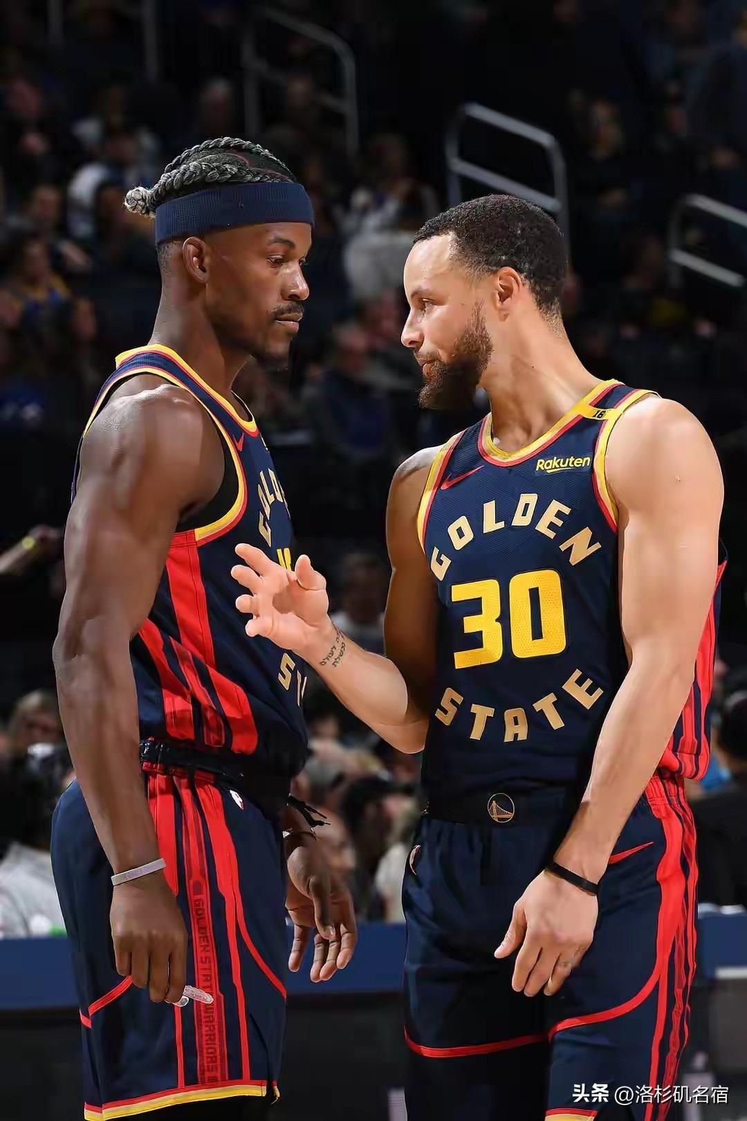 勇士队这可咋办，难道真的是天要亡我勇士吗？
有媒体认为，面对本赛季严重的伤病情况