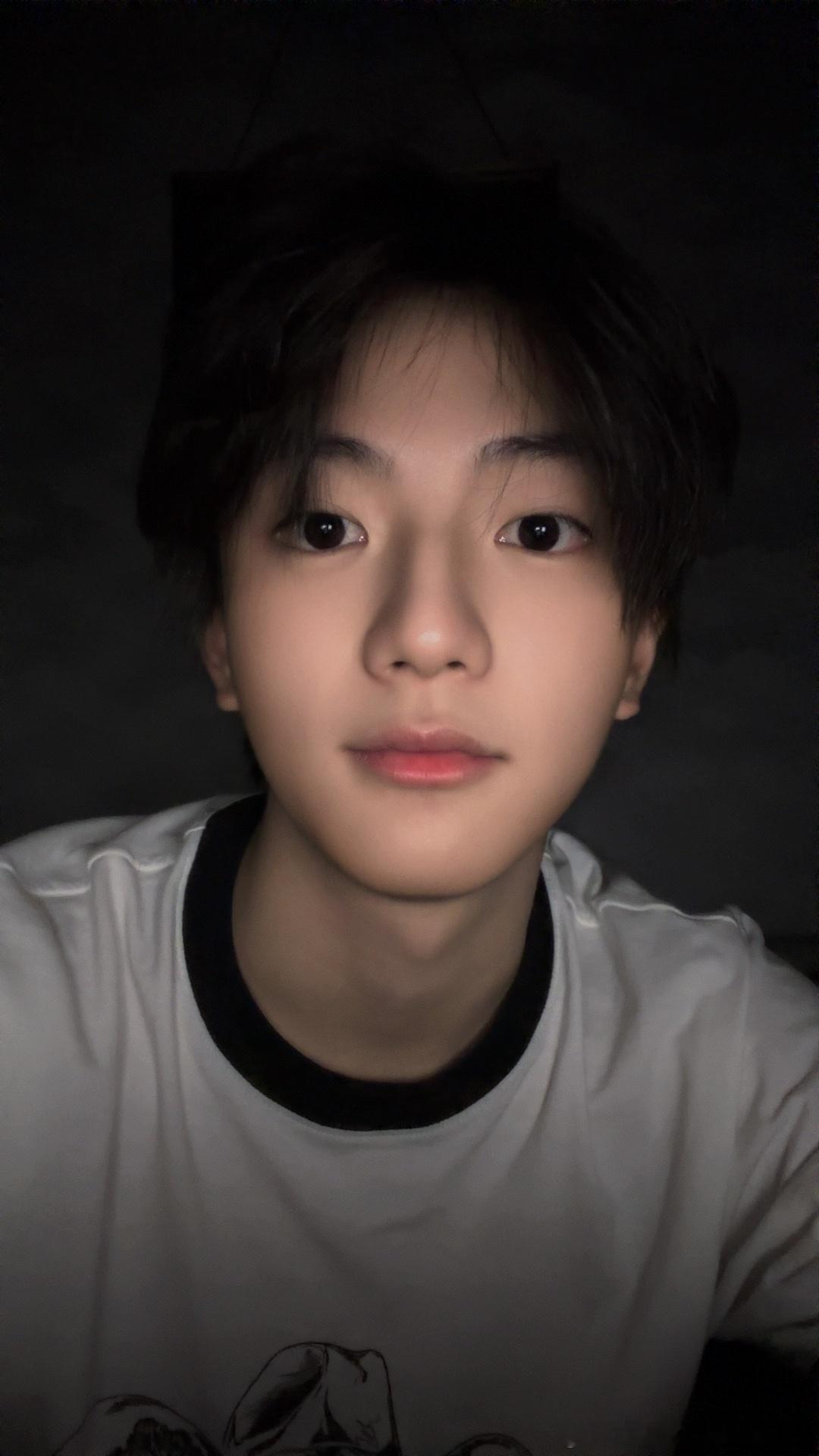 卧槽辣妹卧槽小狗卧槽老公 