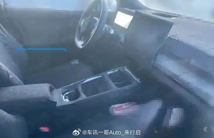 外媒爆料全新比亚迪海豚的混动版曝光，并且比亚迪将在下个月正式发布首款专为欧洲市场