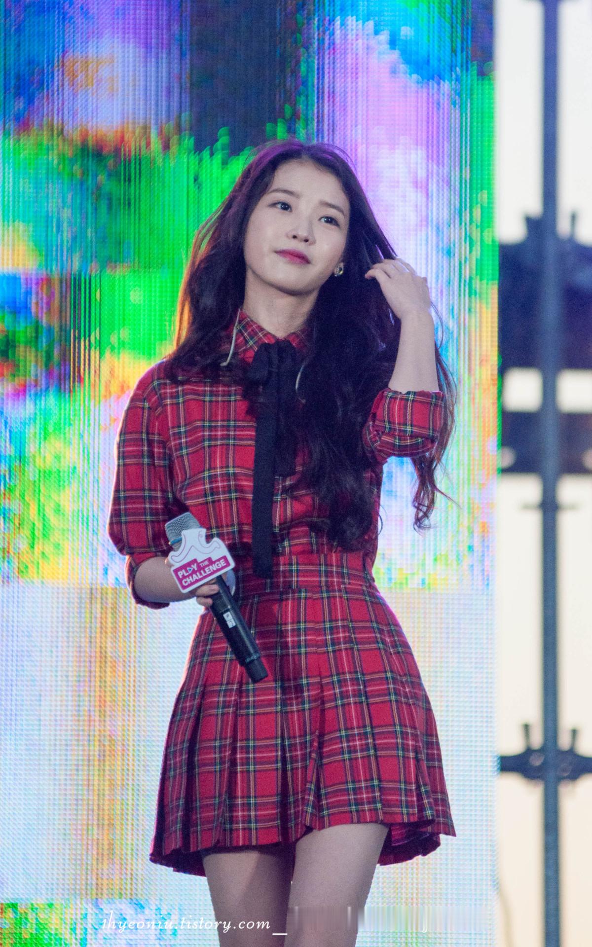 IU 🧚♀️IU韩国第一女solo 2015年时光机🐥151024 IU 三