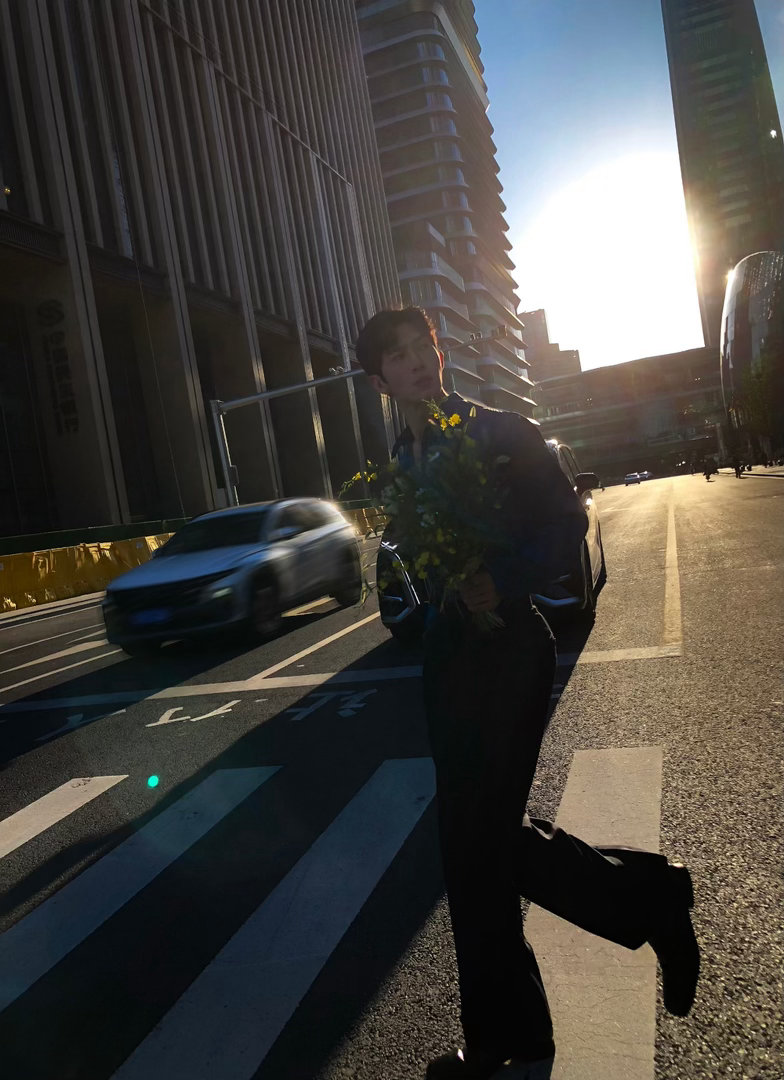 卧槽我父这张太神了 ​​​
