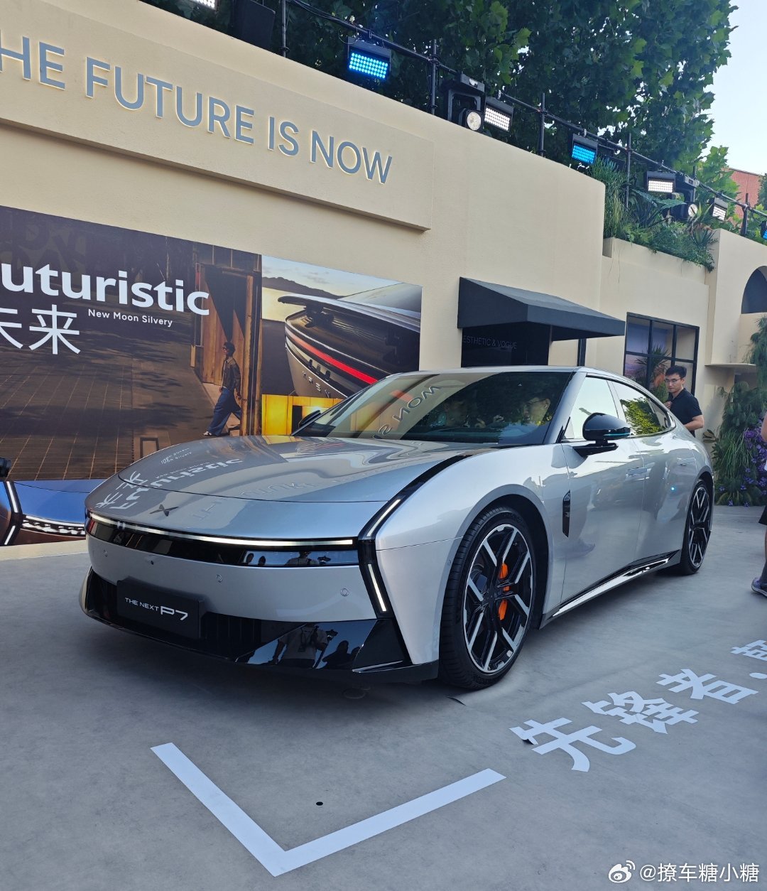 全新小鹏P7太高级了大V聊车 车子已经替大家看过啦，比P7+大还更帅了看尺寸定位