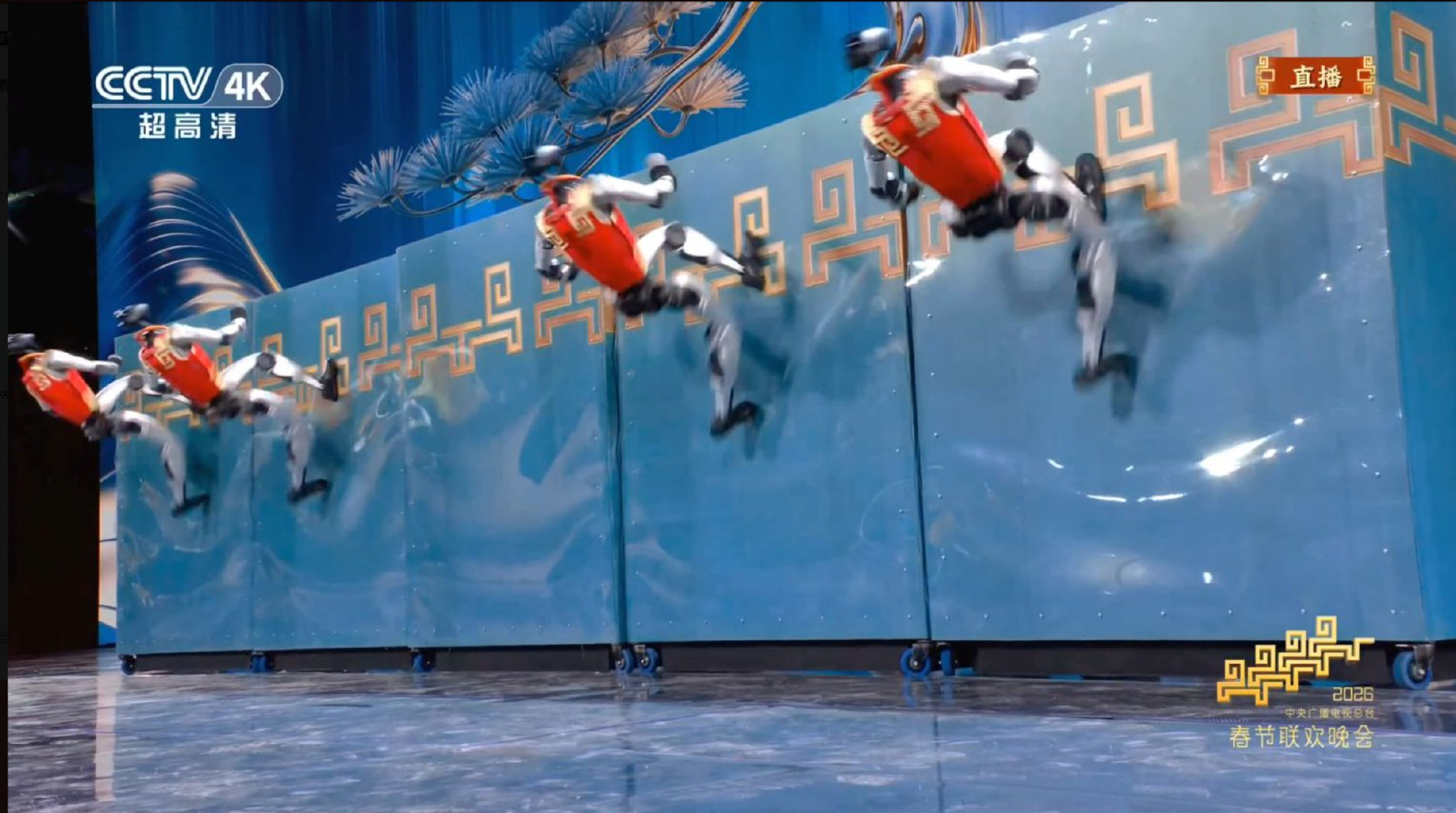【宇树机器人春晚空翻最大高度超3米】2026年央视春晚开幕，宇树机器人旗下多台机