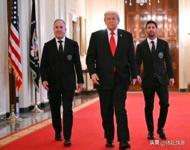 梅西直面特朗普！！！昨天晚上，迈阿密国际队造访白宫，梅西与特朗普面对面交流。此前