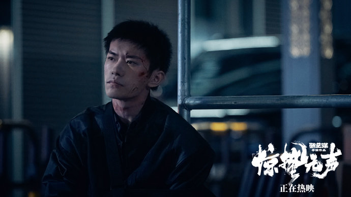 易烊千玺惊蛰至万物苏 易烊千玺严迪经受住了考验  易烊千玺惊蛰至万物苏，易烊千玺