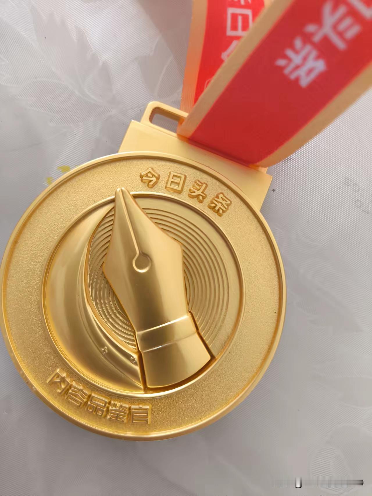 现在的人呐，越来越不愿意自驾游了！
 
以前出去玩，就是自驾游！结果十回有八回堵