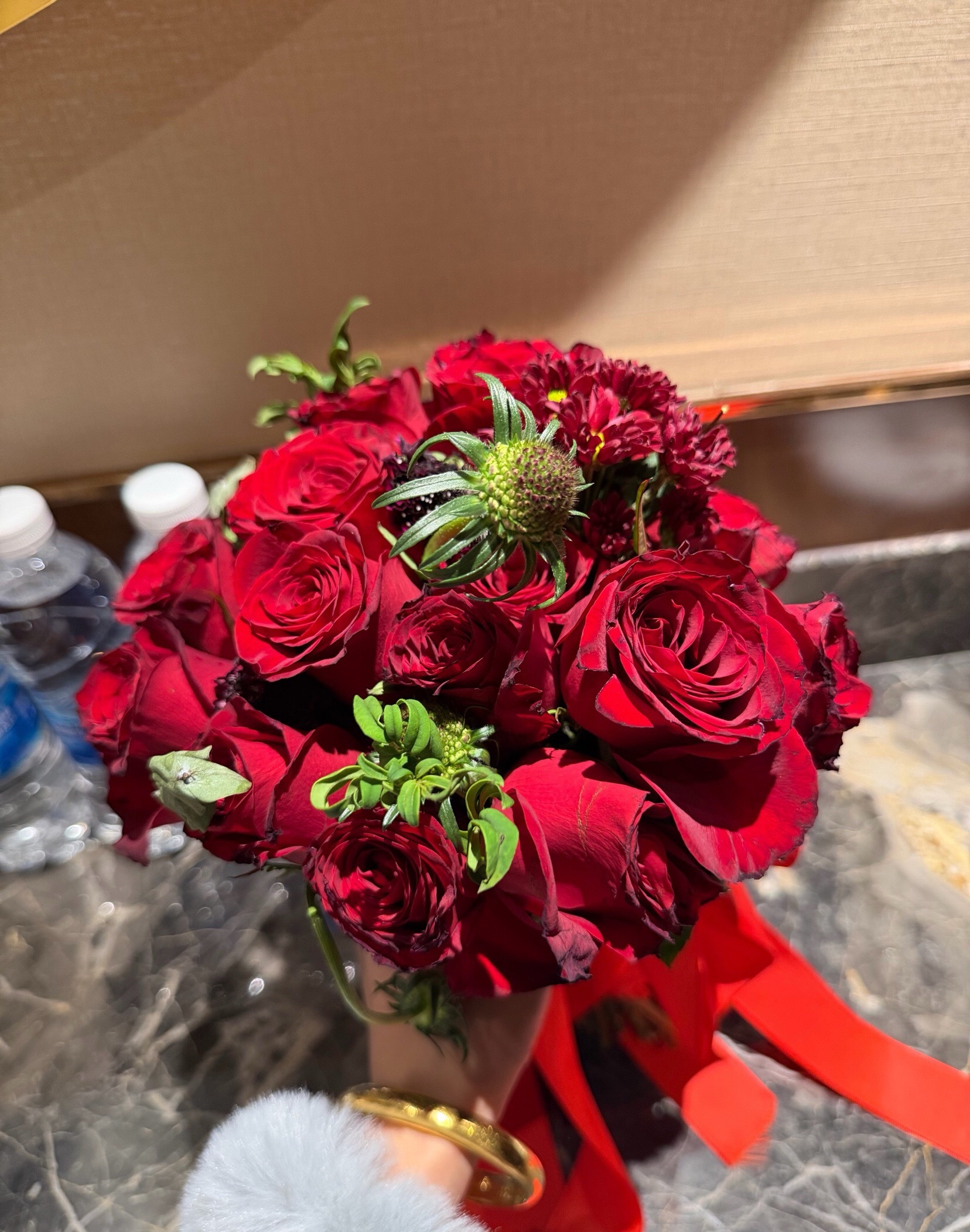 仙洋送给腿腿得捧花：接好运，花挺好看❤️ 