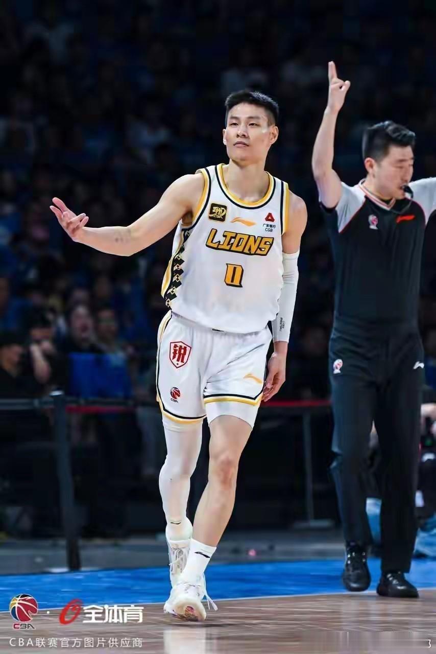 现役CBA联赛5位台湾籍球员谁性价比最高？

1.林庭谦(天津队) 26岁，身高