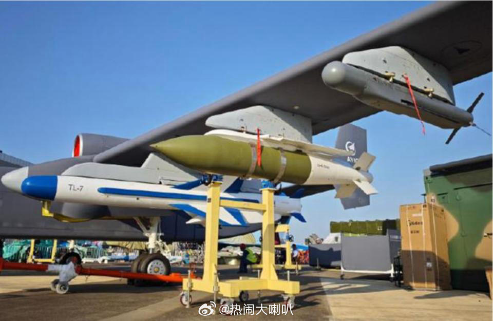 伊朗首次使用最快自杀式无人机伊朗要出动无人母机吗？ 