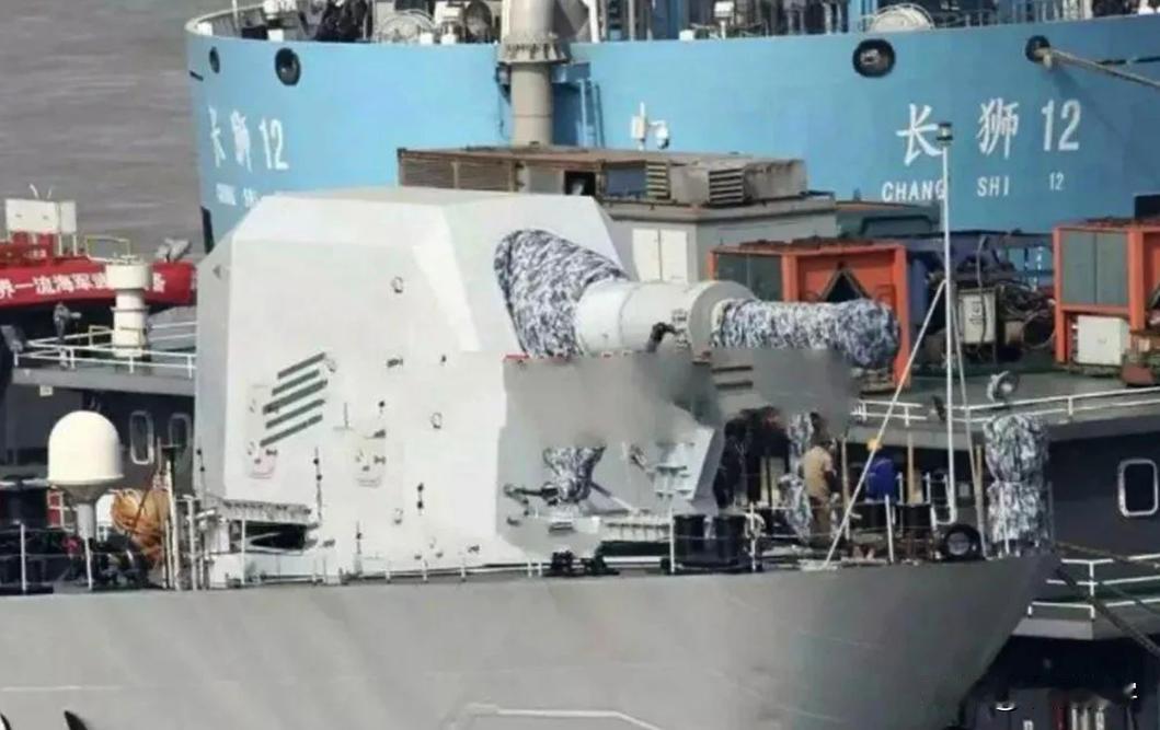 “南华早报：中国使用电磁炮向15000米发射高超音速智能弹药”。从目前来看，中国