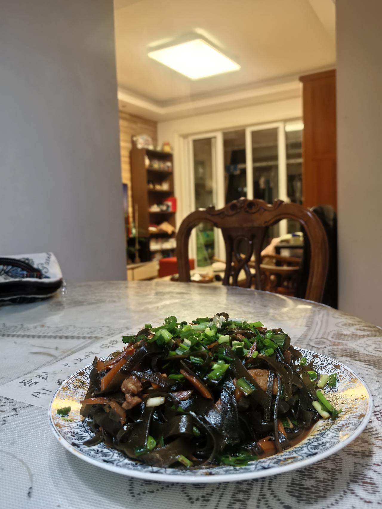 嘿，各位厨房新手、烹饪达人、还是那颗想要变身厨神的心，都快来围观！今天我要给大家