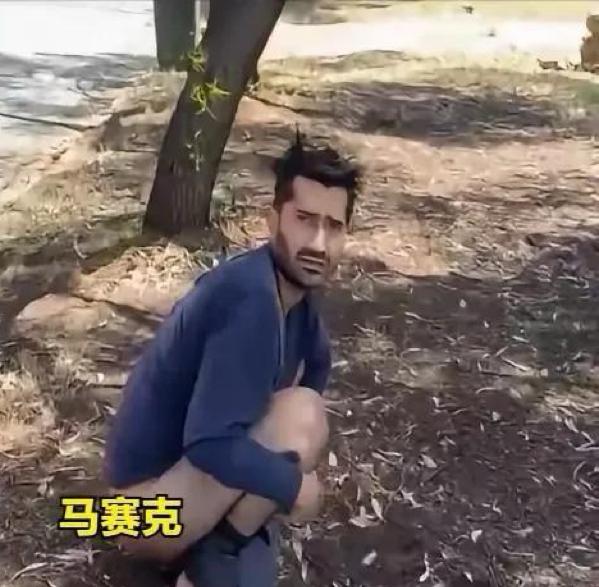 在澳大利亚的三哥再次不出意外的火了。原由是一名印度人在公路边树下拉便便，公路边房