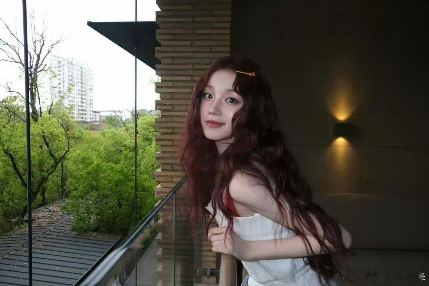 泉州偶遇宋雨琦泉州偶遇宋雨琦拍摄泉州偶遇宋雨琦拍摄🈶，这个长发雨琦真的太温柔了