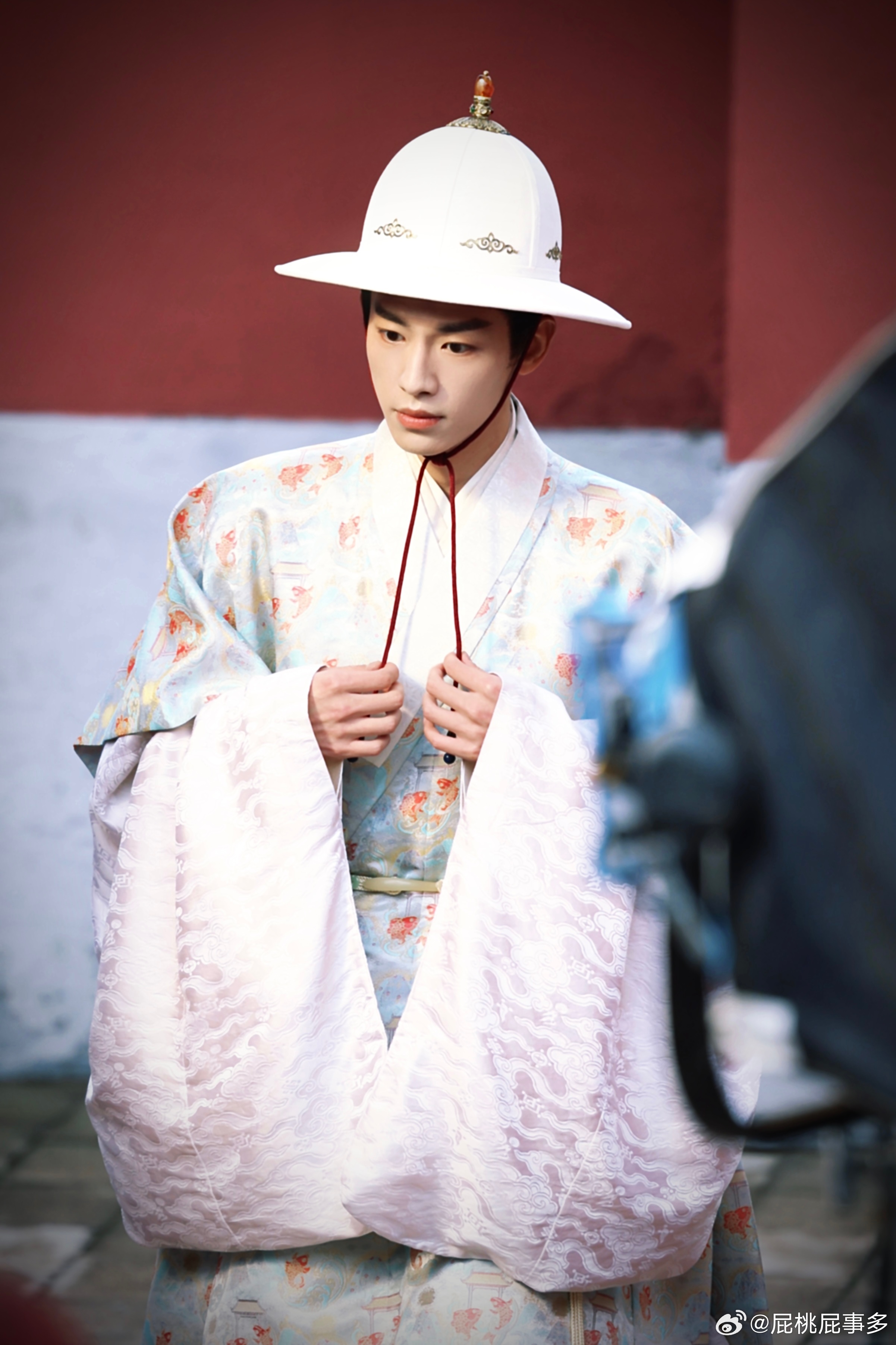 王楚然辛云来明月录妆造云来妆造可以呀，仪态也不错，看好这个《明月录》辛云来[超话