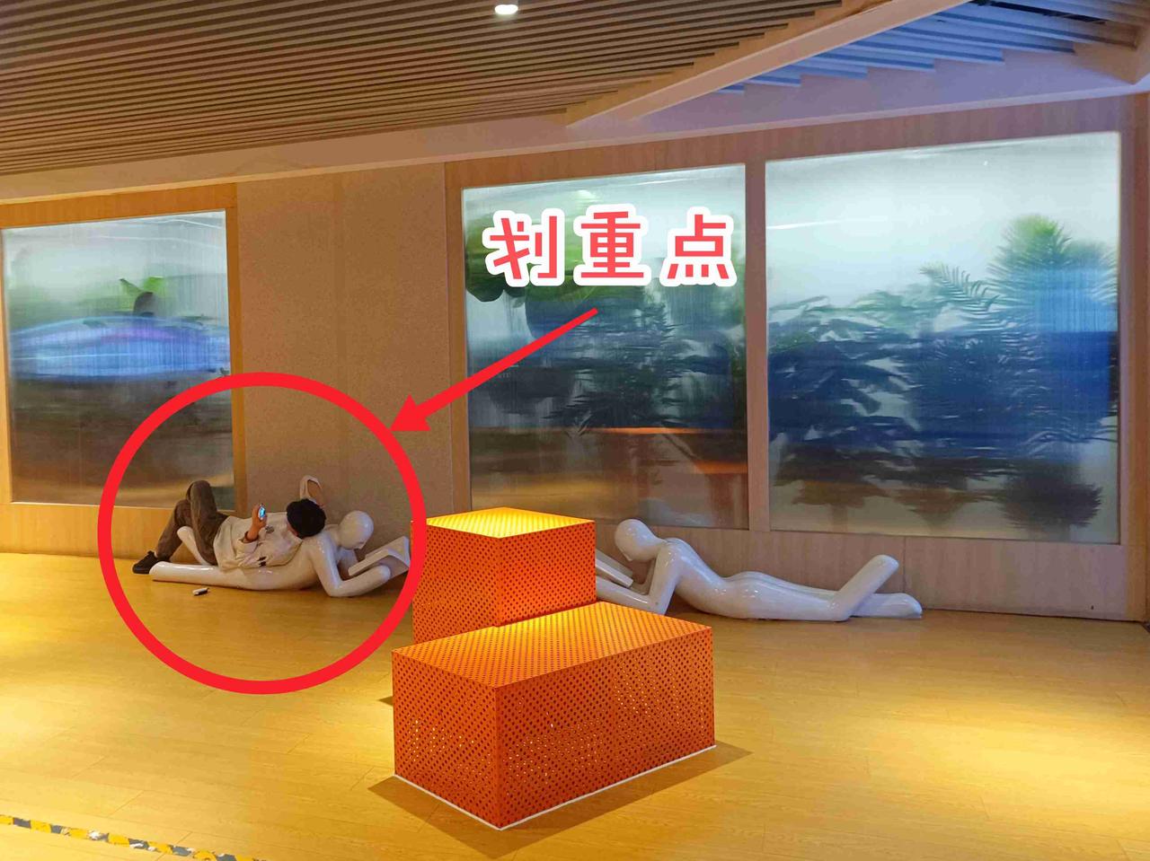 要问今天干了啥大事儿...
答案是：用最舒服的姿势、最擅长的方式，解锁新一天!