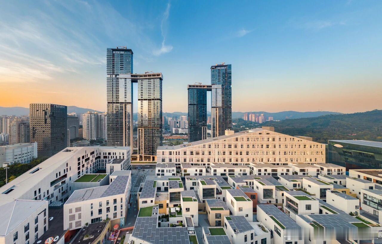 创业一定要清晰了解商业发展的脉络和趋势。目前商业发展已经从1.0发展到6.0阶段