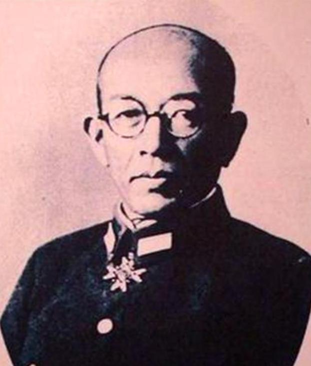 1939年，日军少将中村正雄被击中腹部，身受重伤，军医为了取出子弹，只能切开他的
